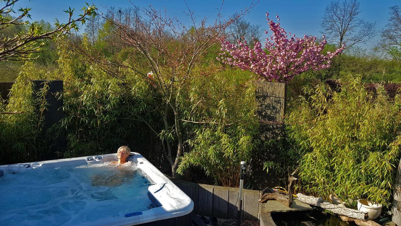 La Villa Esterel & Spa Village-Neuf Bagian luar foto